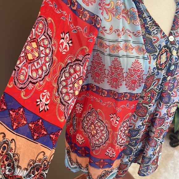 Olivehill blouse - Picture 2 of 5